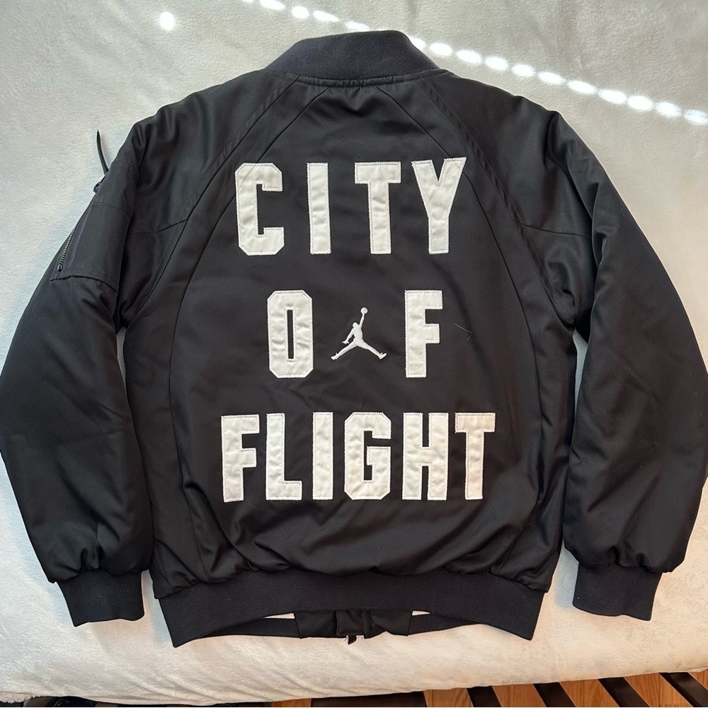 RARE Nike Air Jordan SAMPLE Wings City of Flight MA-1 Bomber Jacket Mens M black